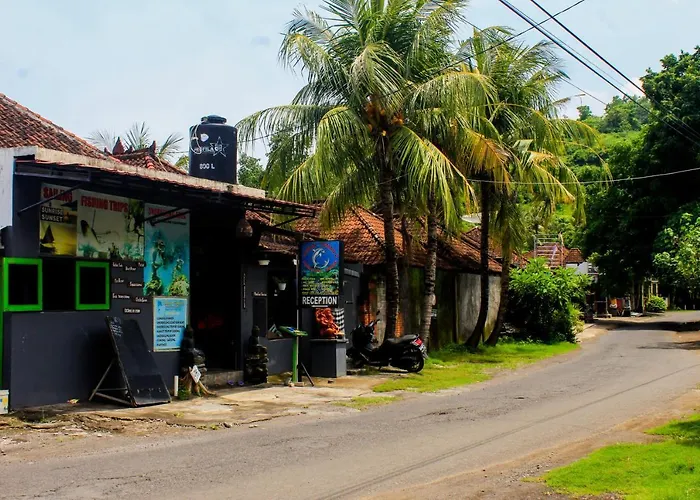 Coconut & Warung 2 ホテル *